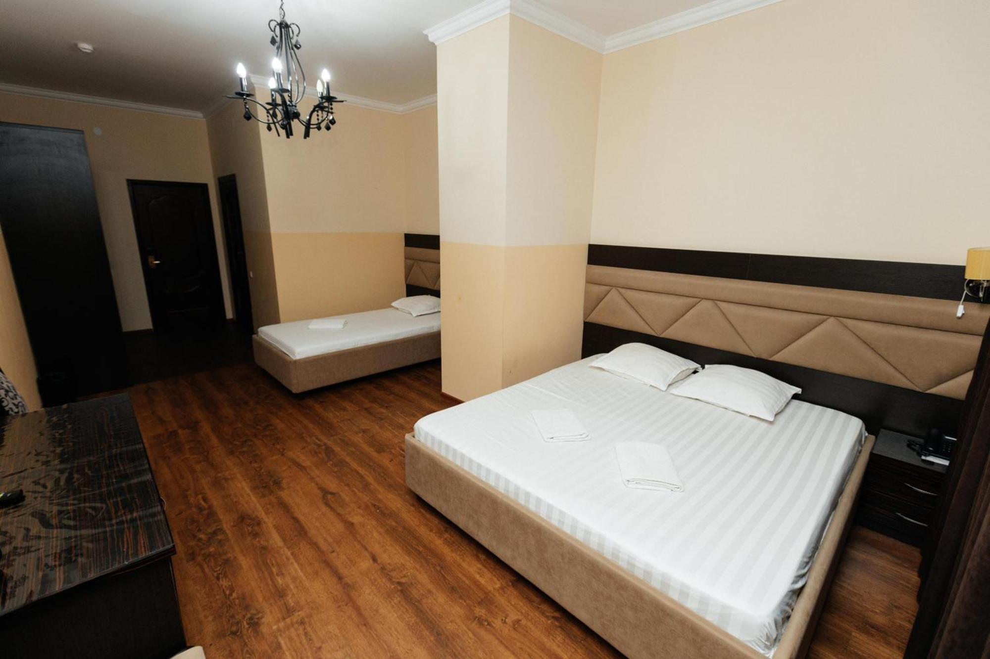 Alcazar Hotel อะเตรา ภายนอก รูปภาพ